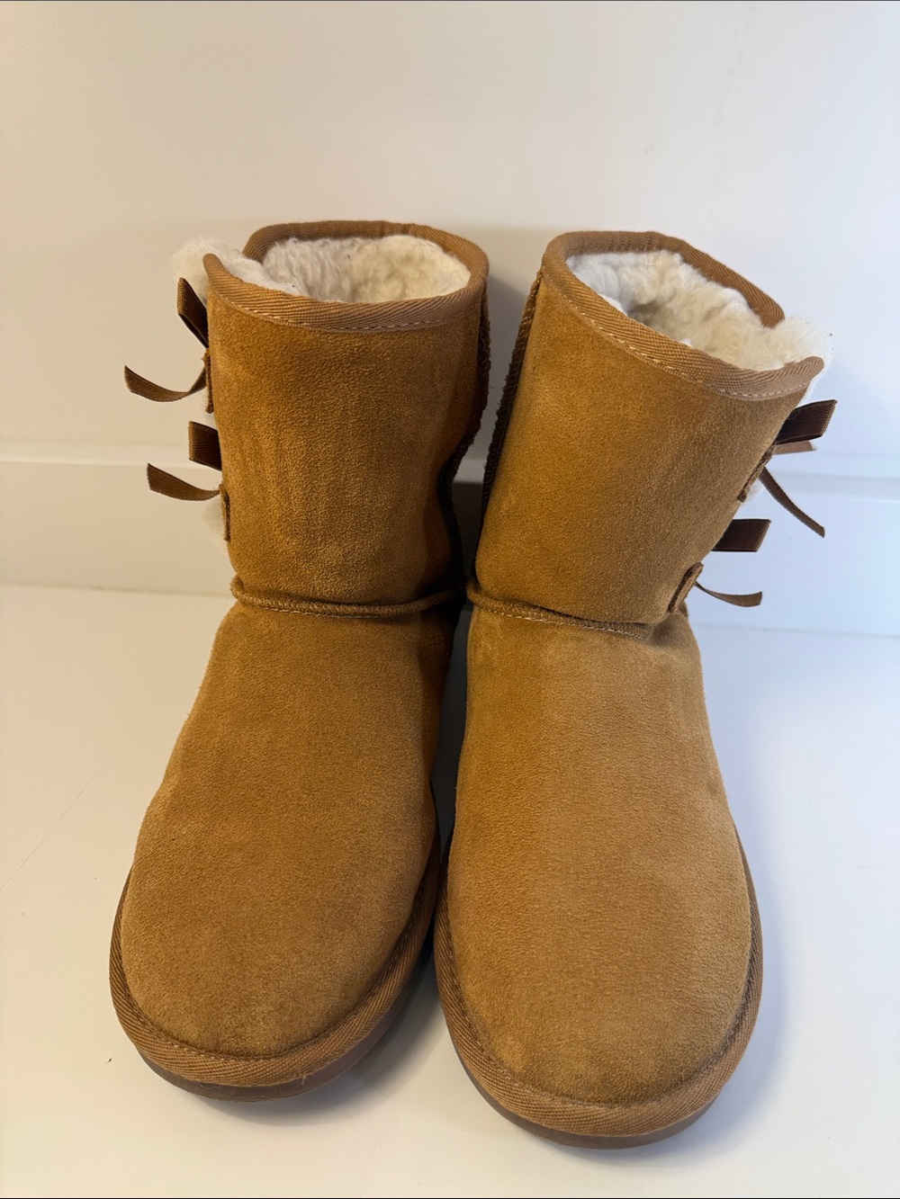 Koolaburra Kids Suede Shearling Boots - Chestnut Brown - Big Kids Size 4